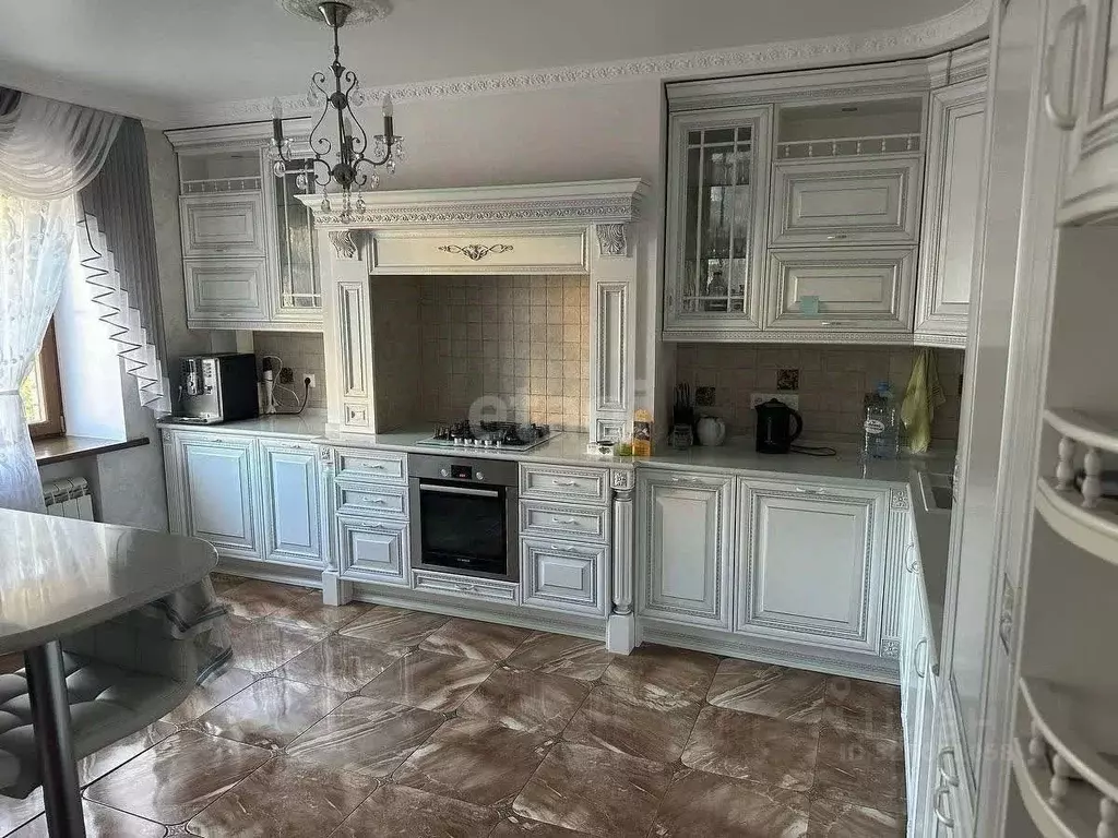 4-к кв. Мордовия, Саранск Большевистская ул., 111Б (138.0 м) - Фото 1