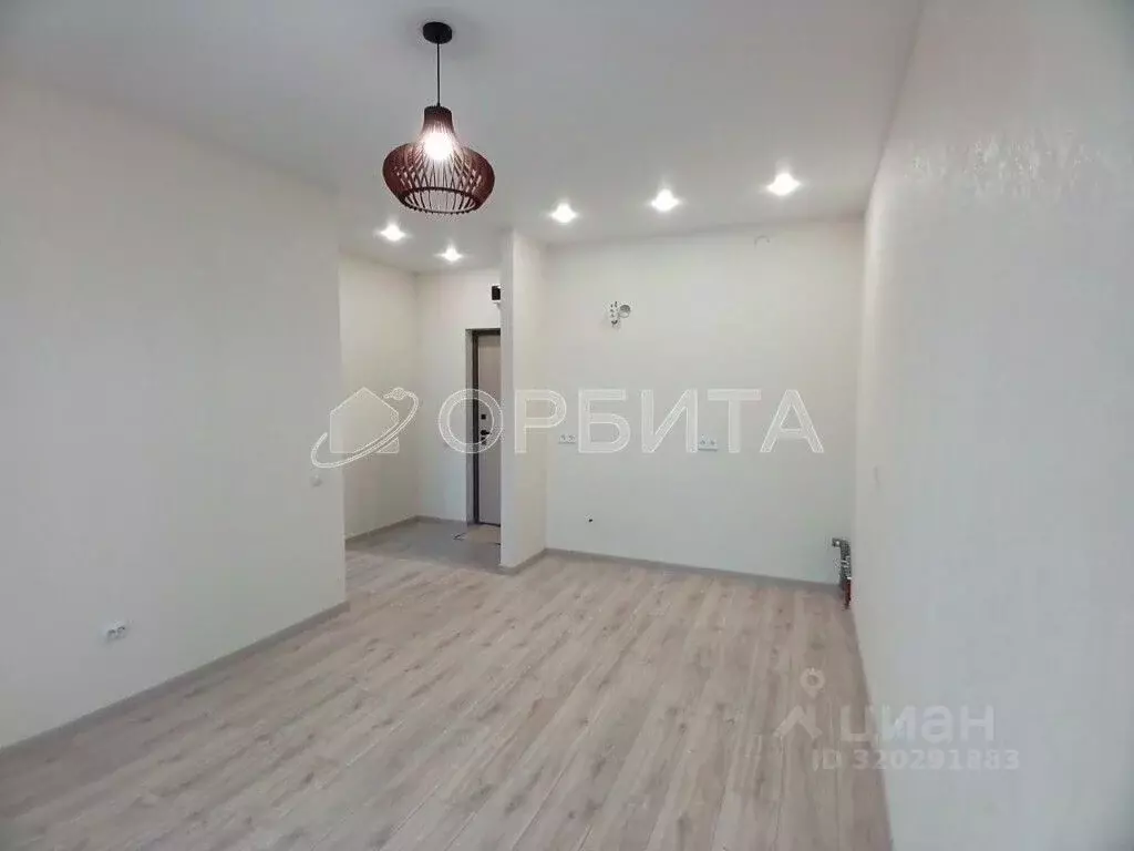 1-к кв. Тюменская область, Тюмень ул. Краснооктябрьская, 4Ак2 (35.0 м) - Фото 1