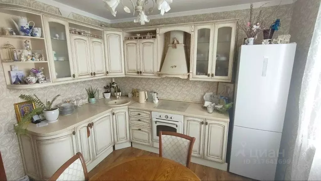 3-к кв. Оренбургская область, Оренбург ул. Гаранькина, 25/1 (80.1 м) - Фото 1