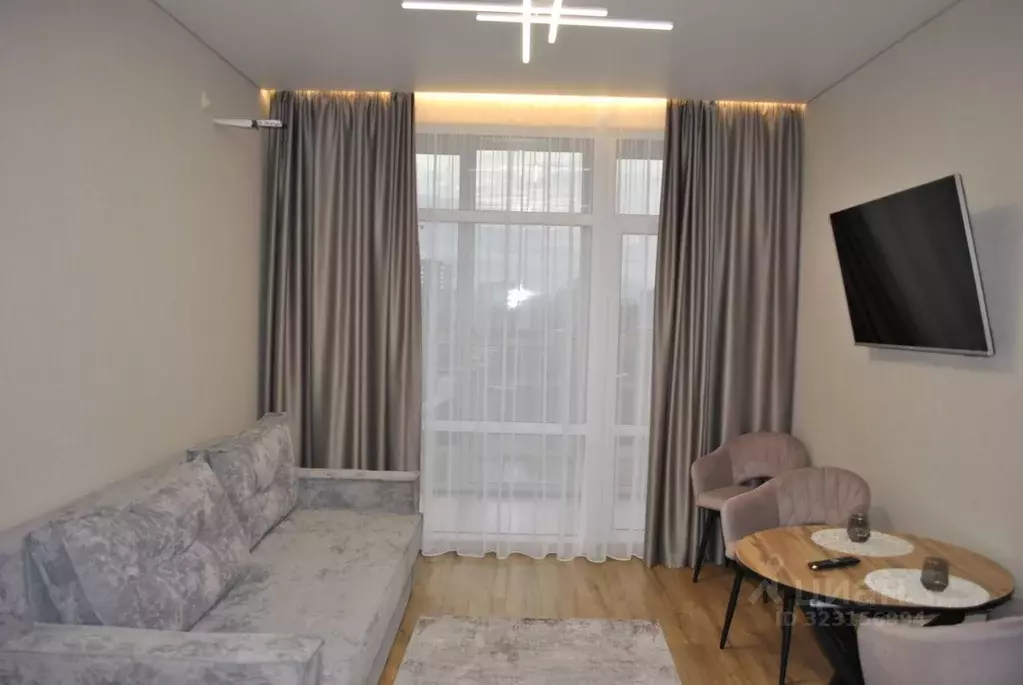 1-к кв. Тюменская область, Тюмень ул. Евгения Войнова, 7 (52.0 м) - Фото 1