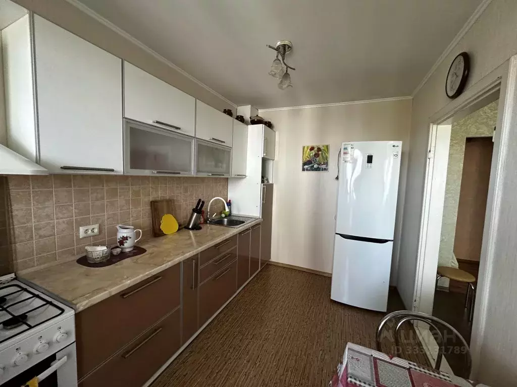 3-к кв. Крым, Керчь ул. Генерала Петрова, 6 (70.0 м) - Фото 2