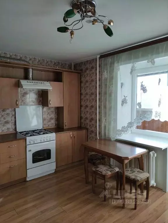1-к кв. Воронежская область, Семилуки ул. Гагарина, 30 (53.0 м) - Фото 0