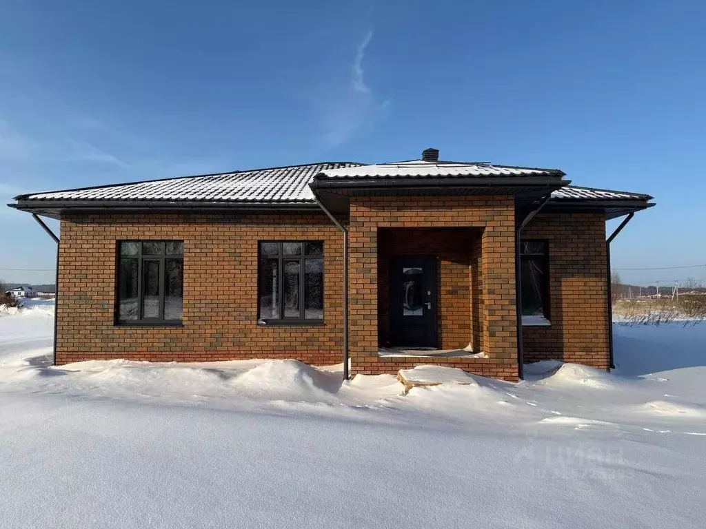 Дом в Татарстан, Лаишевский район, Егорьевское с/пос, с. Бима ул. ... - Фото 1