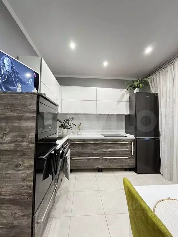 1-к кв. Белгородская область, Старый Оскол Степной мкр,  (46.0 м) - Фото 1