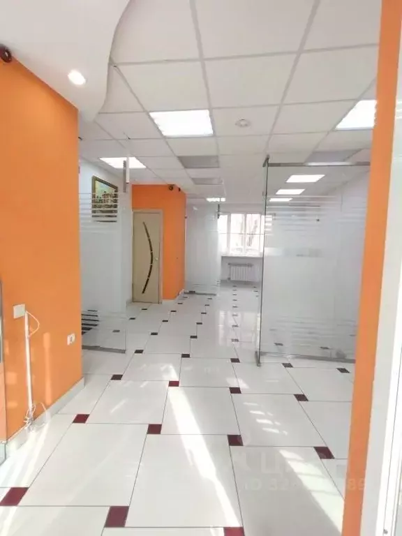 Помещение свободного назначения в Свердловская область, Екатеринбург ... - Фото 1