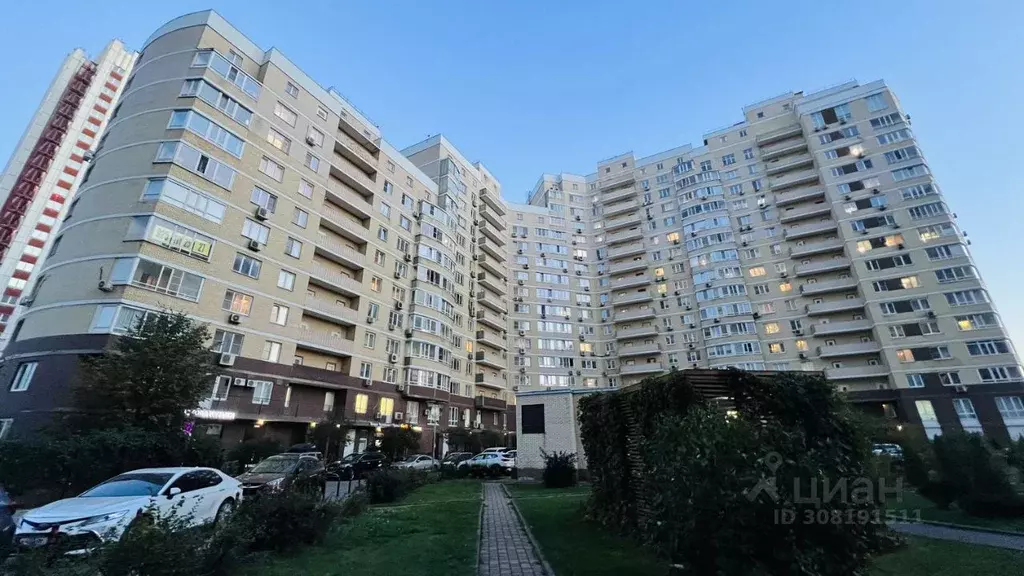 4-к кв. Москва ул. Покрышкина, 8к3 (120.0 м) - Фото 1