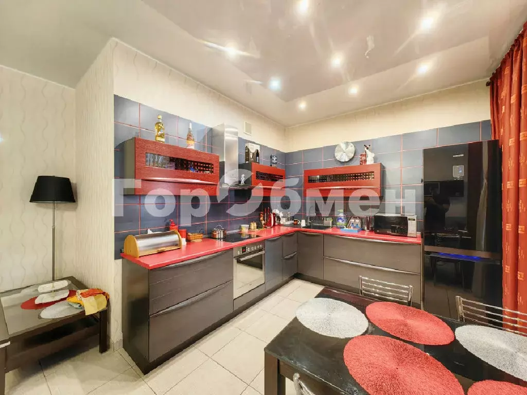 Продается 3-комнатная квартира - Фото 2