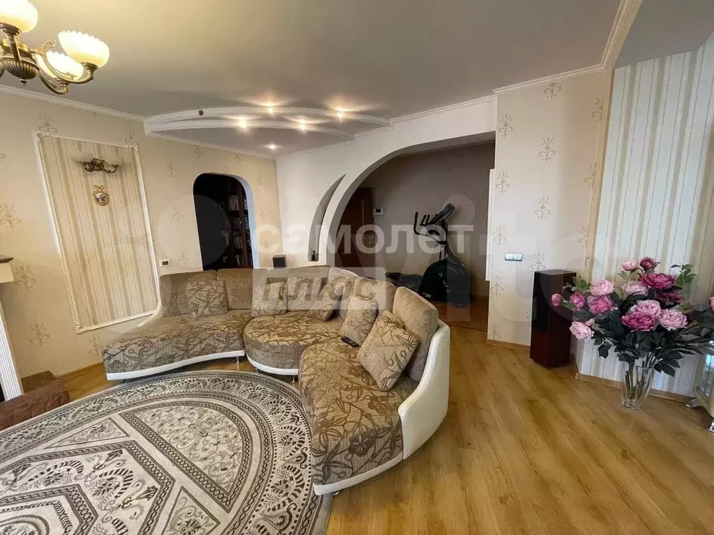 3-к. квартира, 120 м, 6/10 эт. - Фото 1