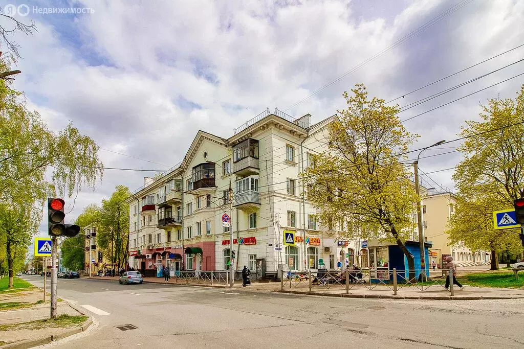 3-комнатная квартира: Владимир, улица Полины Осипенко, 12 (69.85 м) - Фото 0