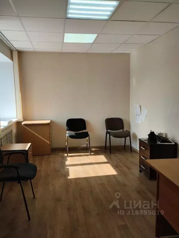 Офис в Новосибирская область, Новосибирск Каменская ул., 45А (18 м) - Фото 1