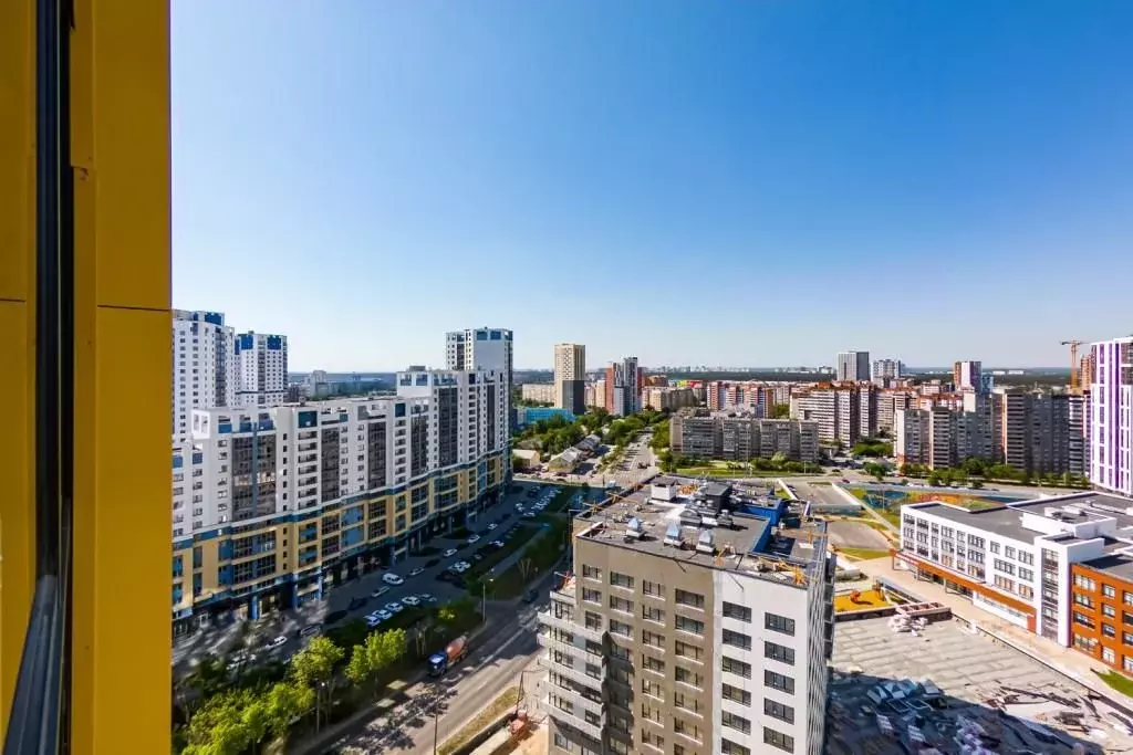 3-к кв. Свердловская область, Екатеринбург ул. Репина, 77 (85.1 м) - Фото 0