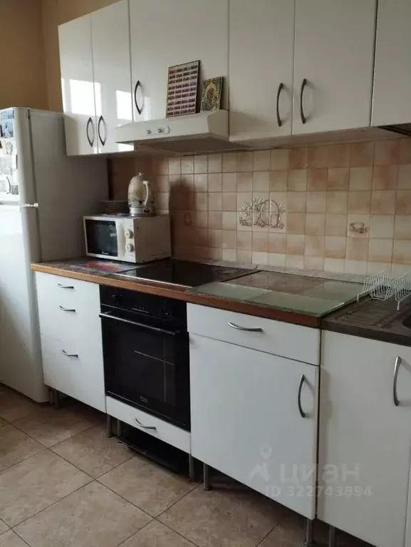 2-к кв. Красноярский край, Красноярск ул. Ады Лебедевой, 31/38 (54.0 ... - Фото 1