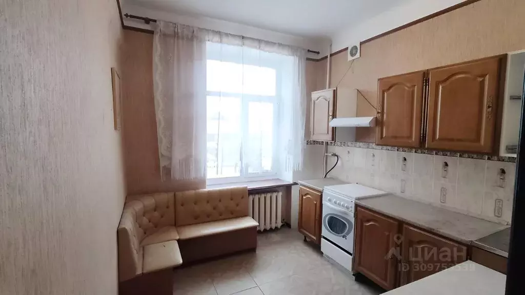 2-к кв. Омская область, Омск просп. Карла Маркса, 45 (61.0 м) - Фото 1