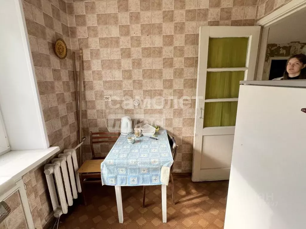 2-к кв. Челябинская область, Челябинск Российская ул., 17в (42.0 м) - Фото 2