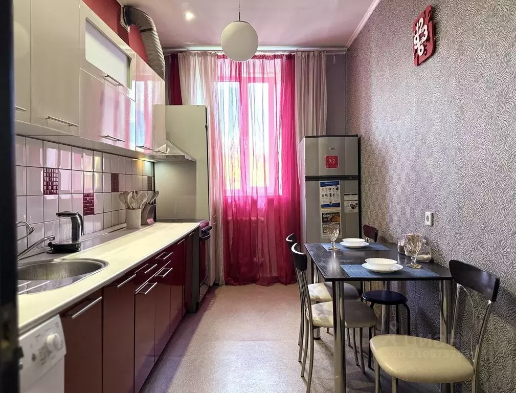 2-к кв. Тюменская область, Тюмень ул. Ленина, 63 (60.0 м) - Фото 2