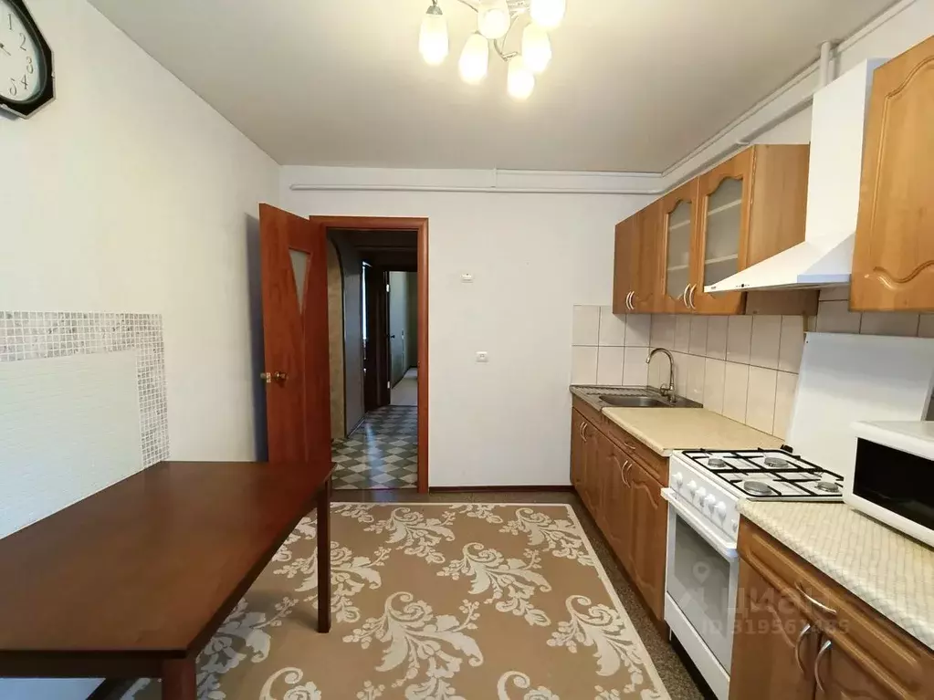 3-к кв. Ханты-Мансийский АО, Югорск Таежная ул., 18А (61.7 м) - Фото 1
