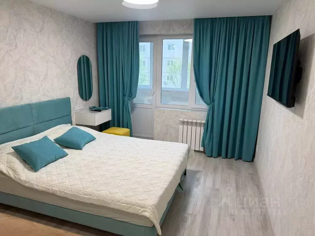 2-к кв. Приморский край, Владивосток Океанский просп., 99А (45.0 м) - Фото 1