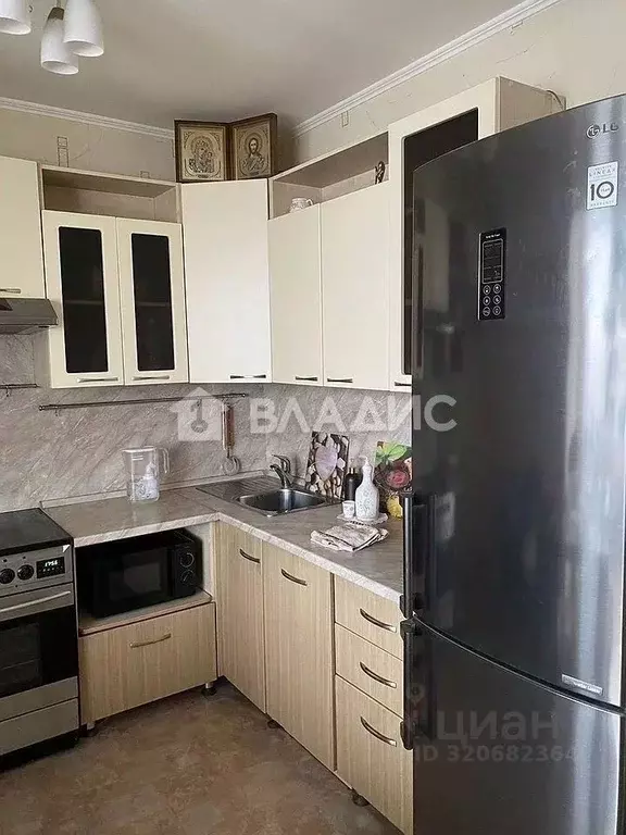 4-к кв. Кемеровская область, Кемерово ул. Веры Волошиной, 39 (84.1 м) - Фото 2