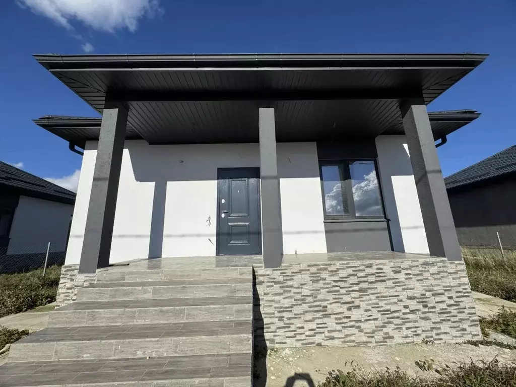 Коттедж в Краснодарский край, Темрюкский район, Голубицкое с/пос, ... - Фото 1