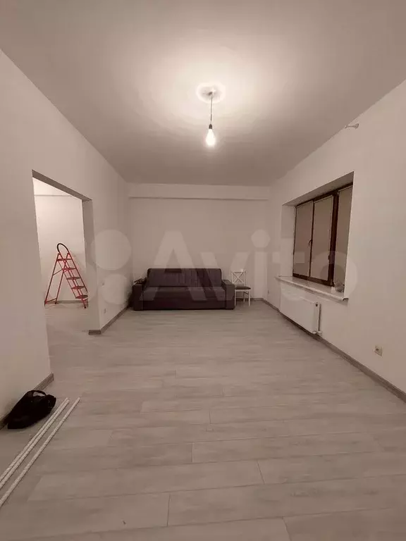 1-к. квартира, 45 м, 1/10 эт. - Фото 0