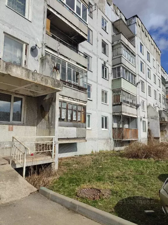 2-к кв. Калужская область, Козельск ул. Генерала Бурмака, 45 (50.0 м) - Фото 0