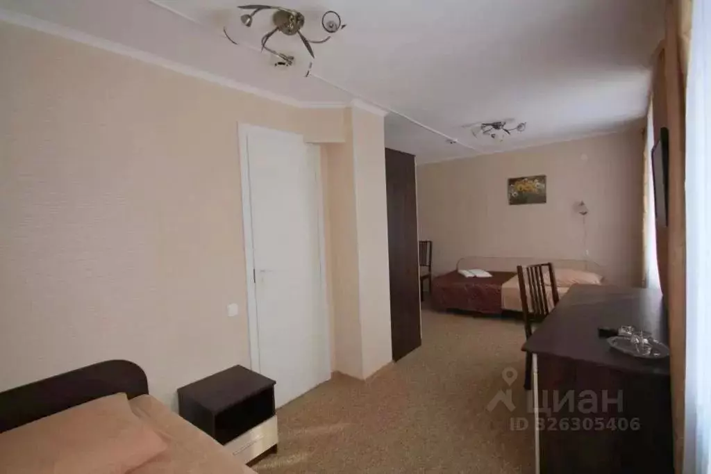 Комната Псковская область, Псков Пароменская ул., 4 - Фото 1