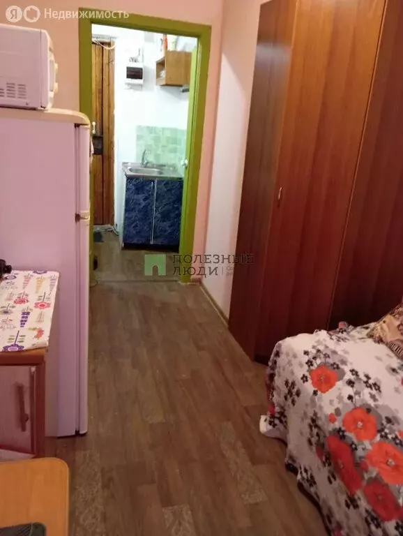 Квартира-студия: Красноярск, улица 60 лет Октября, 110 (13.9 м) - Фото 1