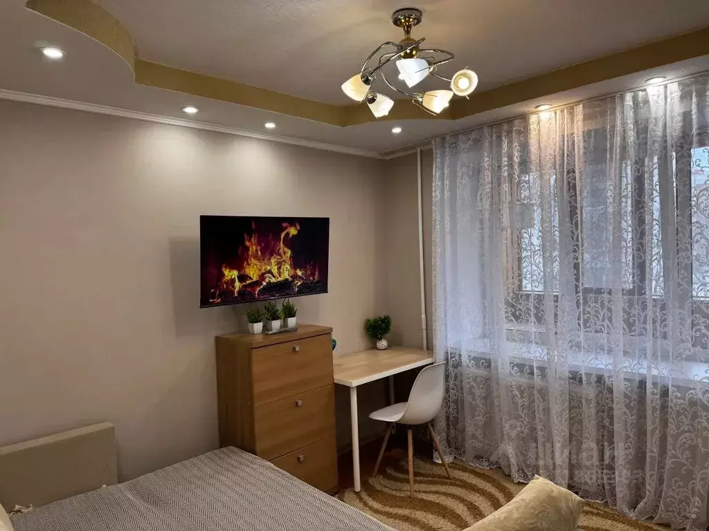 1-к кв. Свердловская область, Екатеринбург ул. Серова, 4 (42.0 м) - Фото 1