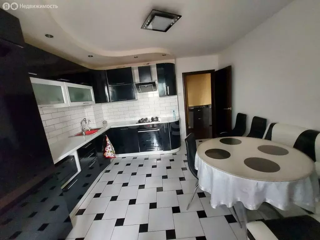 3-комнатная квартира: Кострома, улица Ивана Сусанина, 30 (71.7 м) - Фото 2