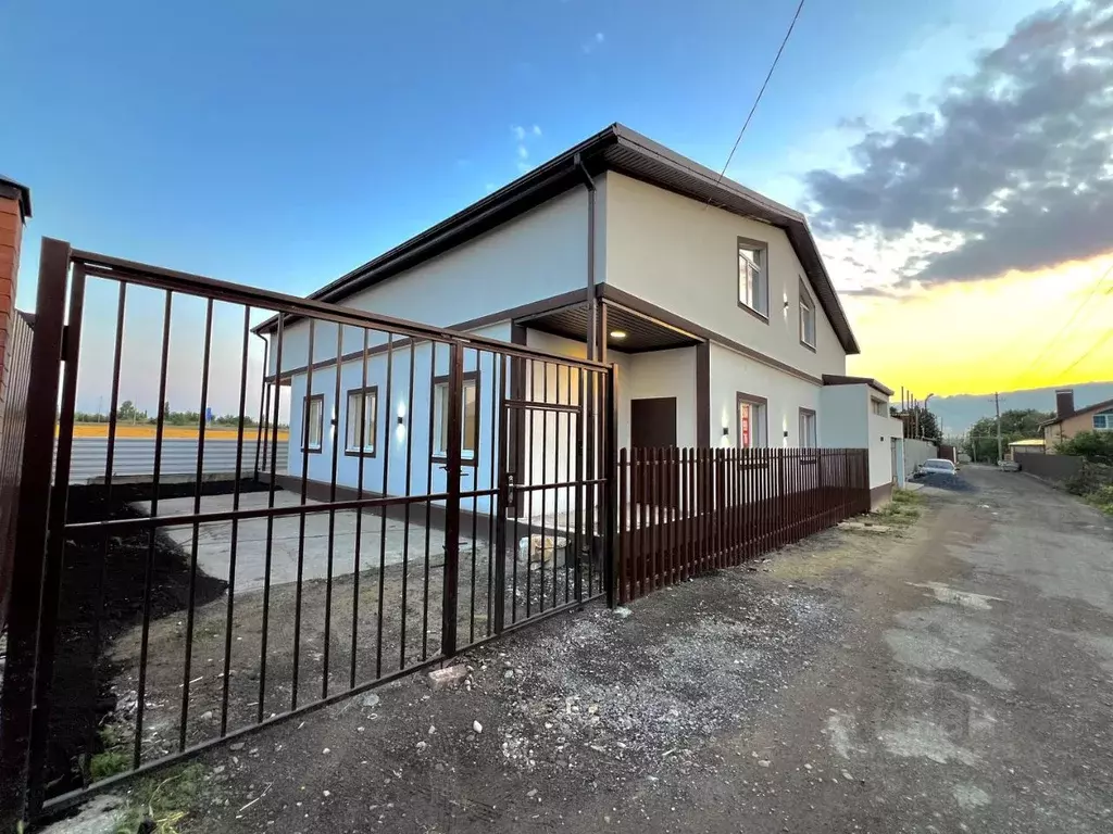 Таунхаус в Ростовская область, Мясниковский район, Чалтырское с/пос, ... - Фото 0