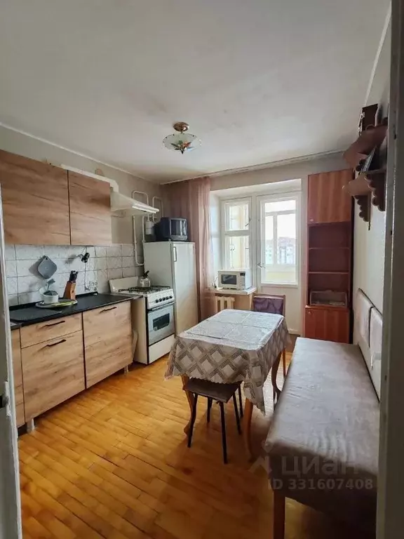 1-к кв. Псковская область, Псков Рижский просп., 76/2 (50.0 м) - Фото 1