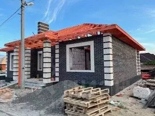 Коттедж в Курская область, Курский район, Моковский сельсовет, д. ... - Фото 0