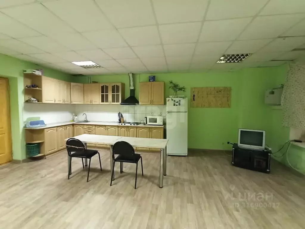 Помещение свободного назначения в Белгородская область, Губкин ... - Фото 1