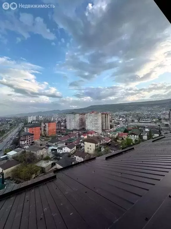 2-комнатная квартира: Махачкала, 2-й Сергокалинский тупик, 6к1 (100 м) - Фото 1