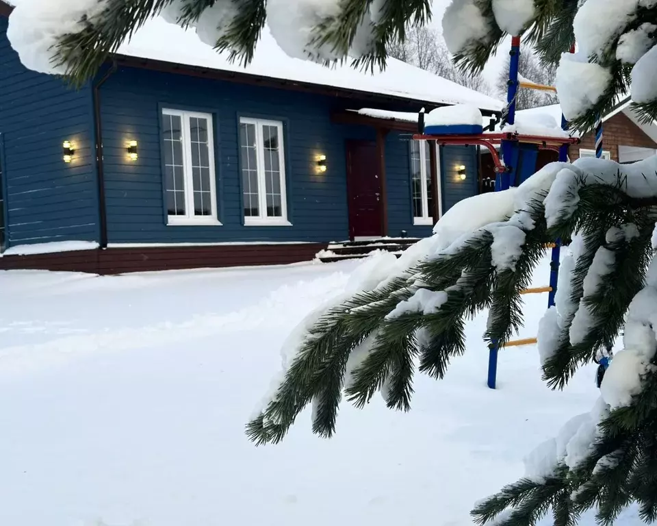 Дом в Мурманская область, Кольский район, Кильдинстрой городское ... - Фото 0
