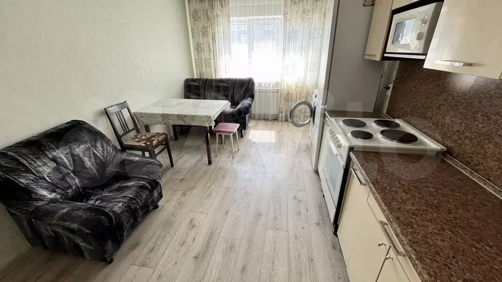 1-к. квартира, 45 м, 2/2 эт. - Фото 1