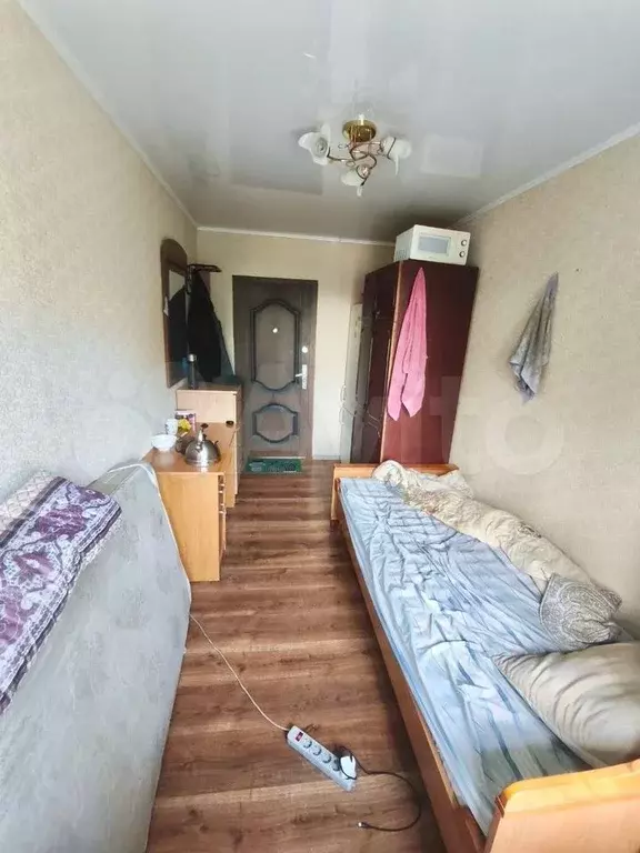Комната 9 м в 6-к., 3/3 эт. - Фото 1
