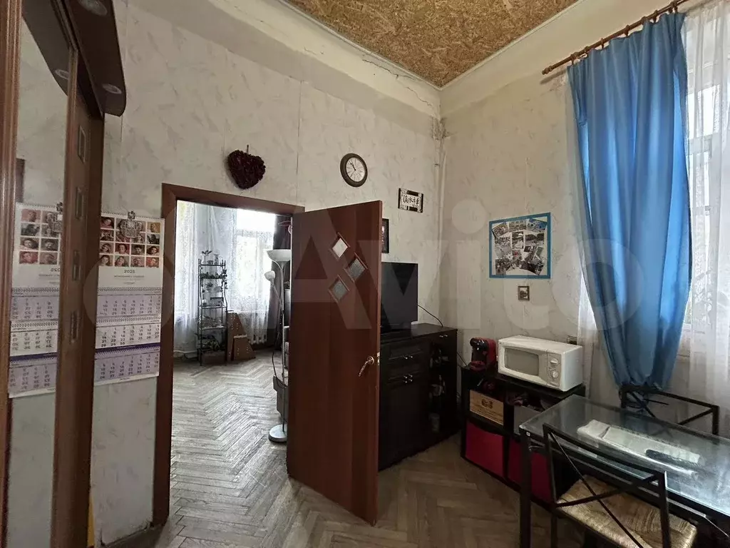 Комната 24,5 м в 4-к., 4/6 эт. - Фото 1