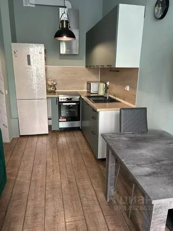 2-к кв. Башкортостан, Уфа ул. Воинов-Интернационалистов, 5 (39.7 м) - Фото 1