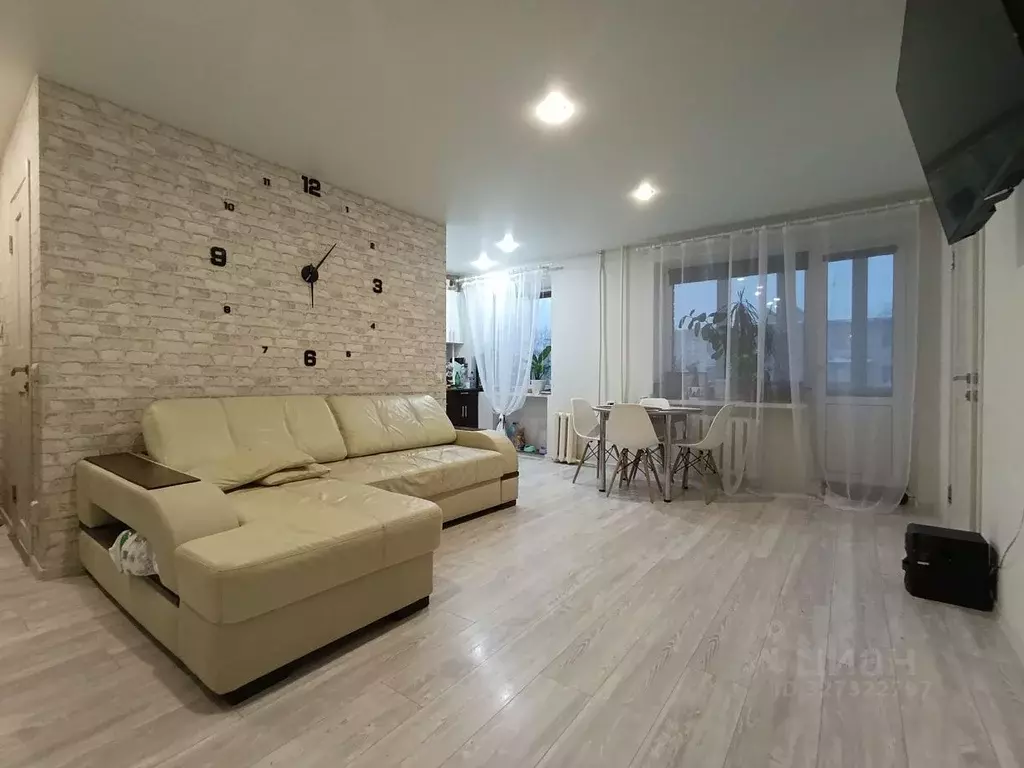 2-к кв. Ленинградская область, Гатчина ул. Лейтенанта Шмидта, 4 (44.1 ... - Фото 2