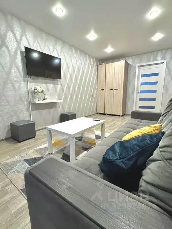 2-к кв. Мурманская область, Кировск Ленинградская ул., 14 (44.0 м) - Фото 1