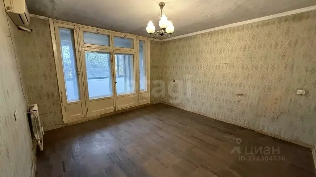 2-к кв. Севастополь пл. 50-летия СССР, 5/3 (52.8 м) - Фото 1