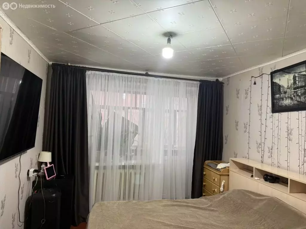 4-комнатная квартира: Азов, Черноморский переулок, 64 (64.4 м) - Фото 1