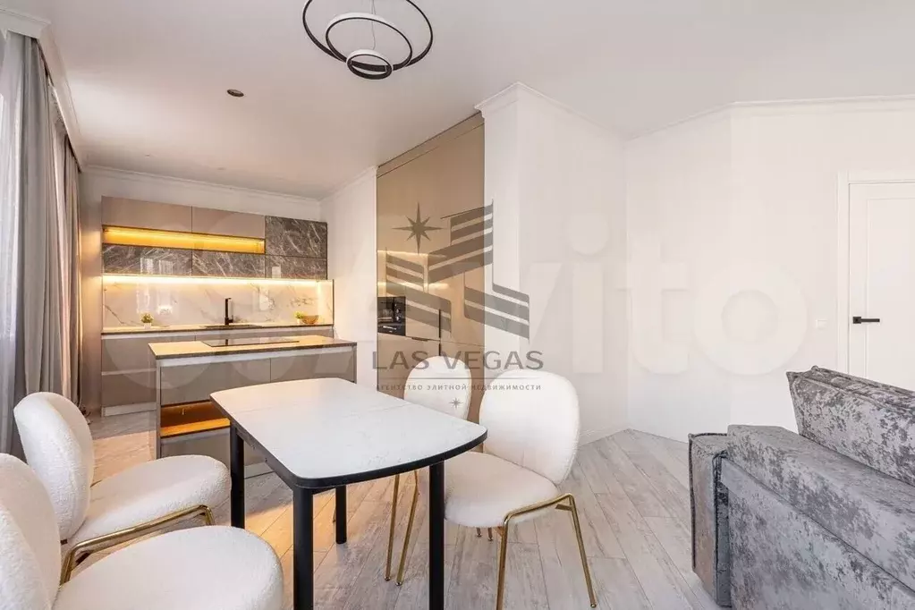 5-к. квартира, 180 м, 4/18 эт. - Фото 0