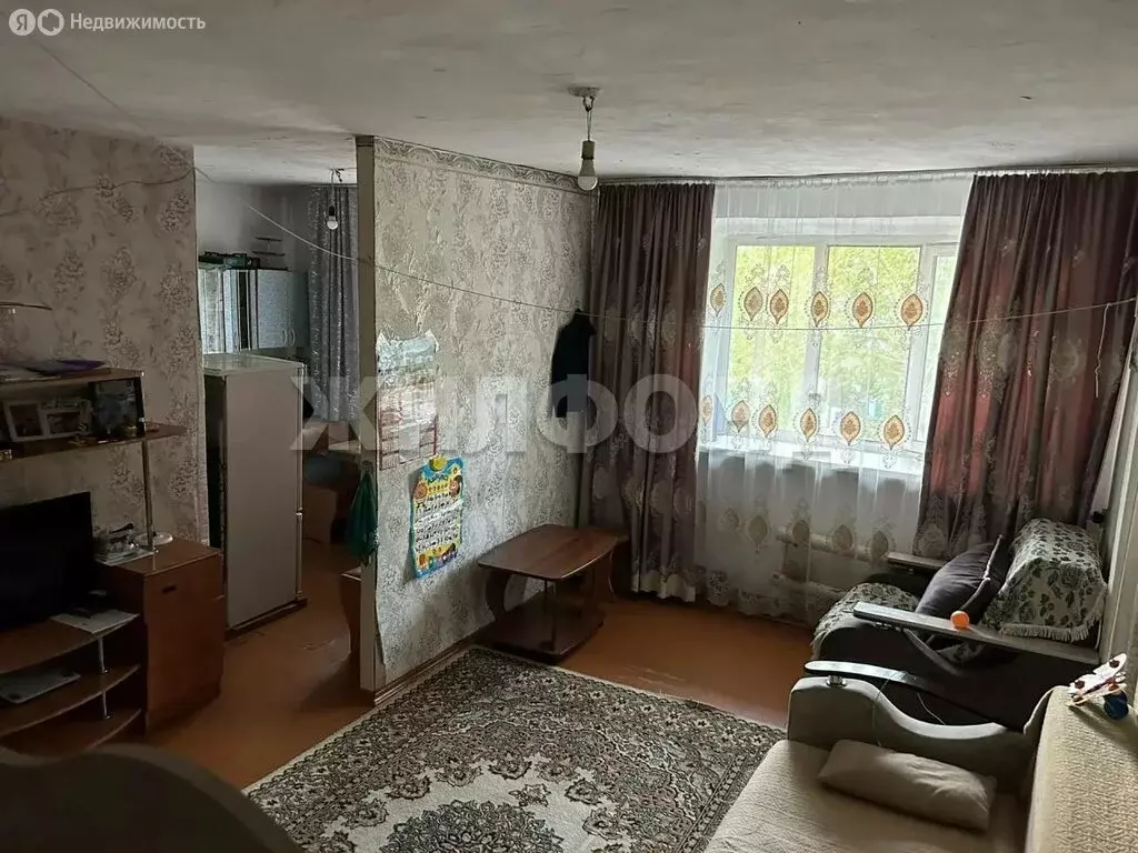 2-комнатная квартира: Ак-Довурак, Центральная улица, 8 (43.4 м) - Фото 2