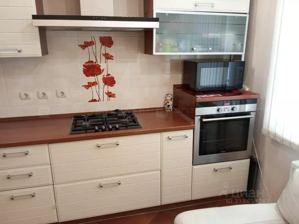 1-к кв. Татарстан, Казань ул. Братьев Касимовых, 6А (44.7 м) - Фото 0