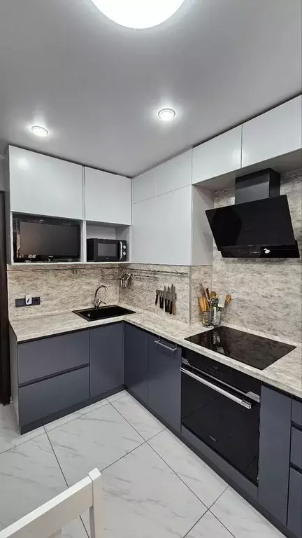 1-к кв. Свердловская область, Первоуральск ул. Строителей, 31 (42.0 м) - Фото 1