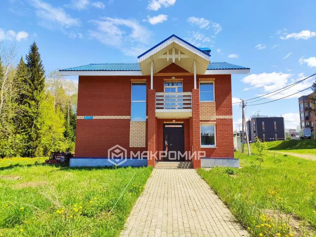 Дом в Кировская область, Киров пер. Южного Ветра, 1 (149 м) - Фото 0