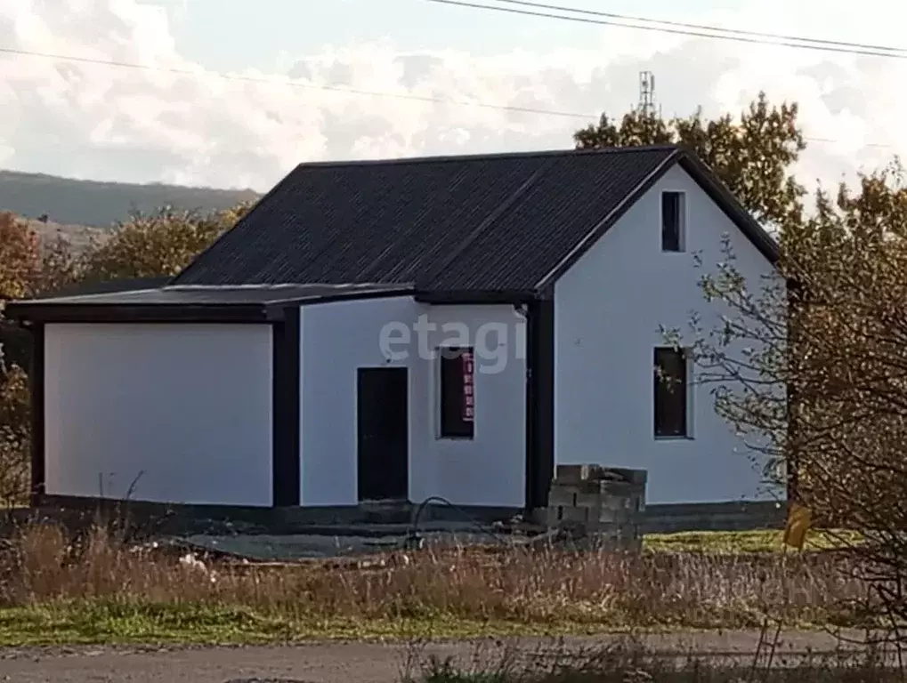 Дом в Краснодарский край, Новороссийск городской округ, Ленинский Путь ... - Фото 0