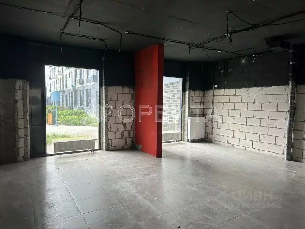 Помещение свободного назначения в Тюменская область, Тюмень ул. Андрея ... - Фото 2